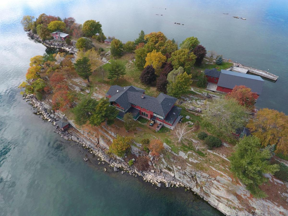 Whiskey River Cottages Formerly Seaway Slips Clayton Exterior photo