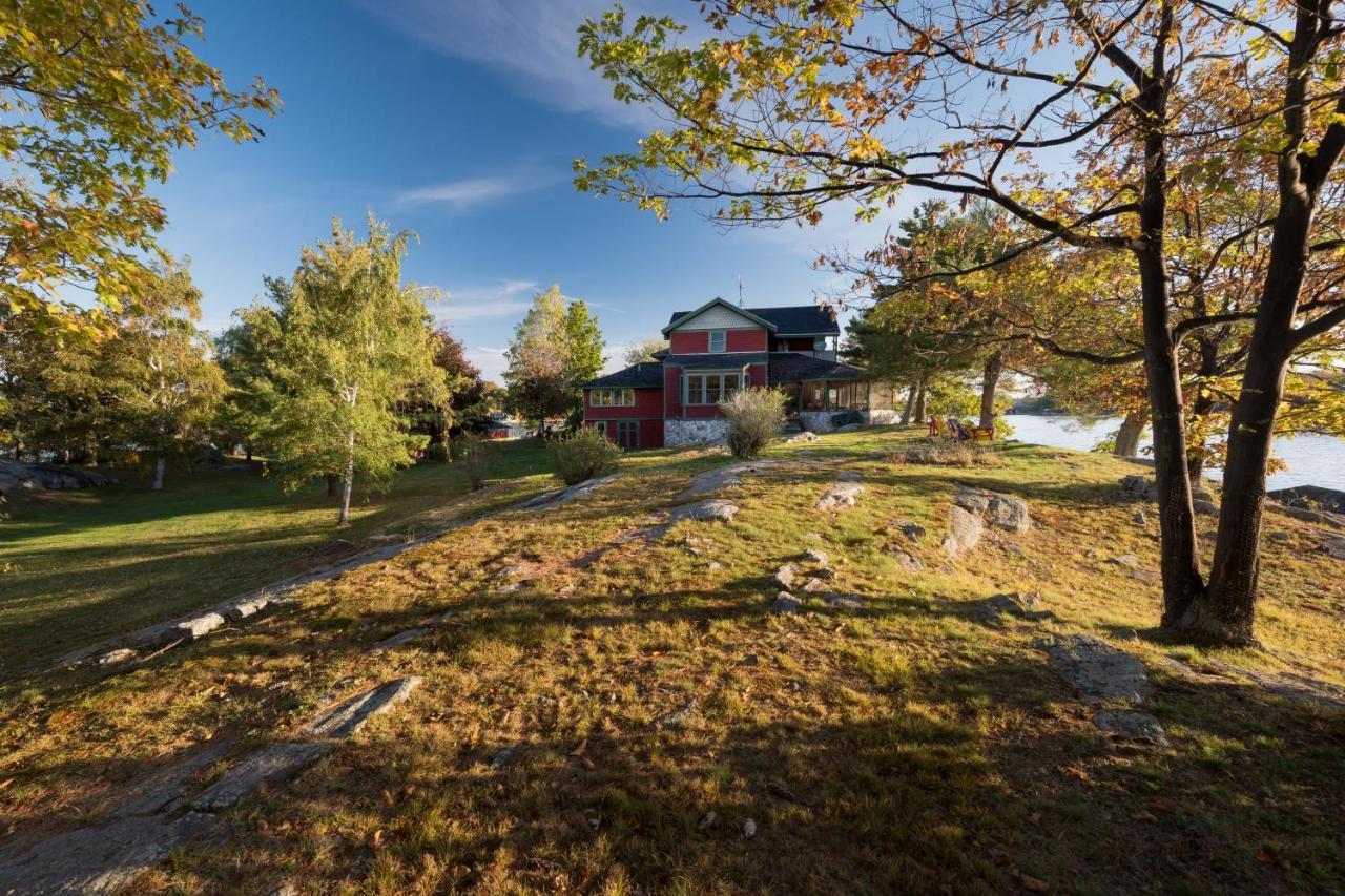 Whiskey River Cottages Formerly Seaway Slips Clayton Exterior photo