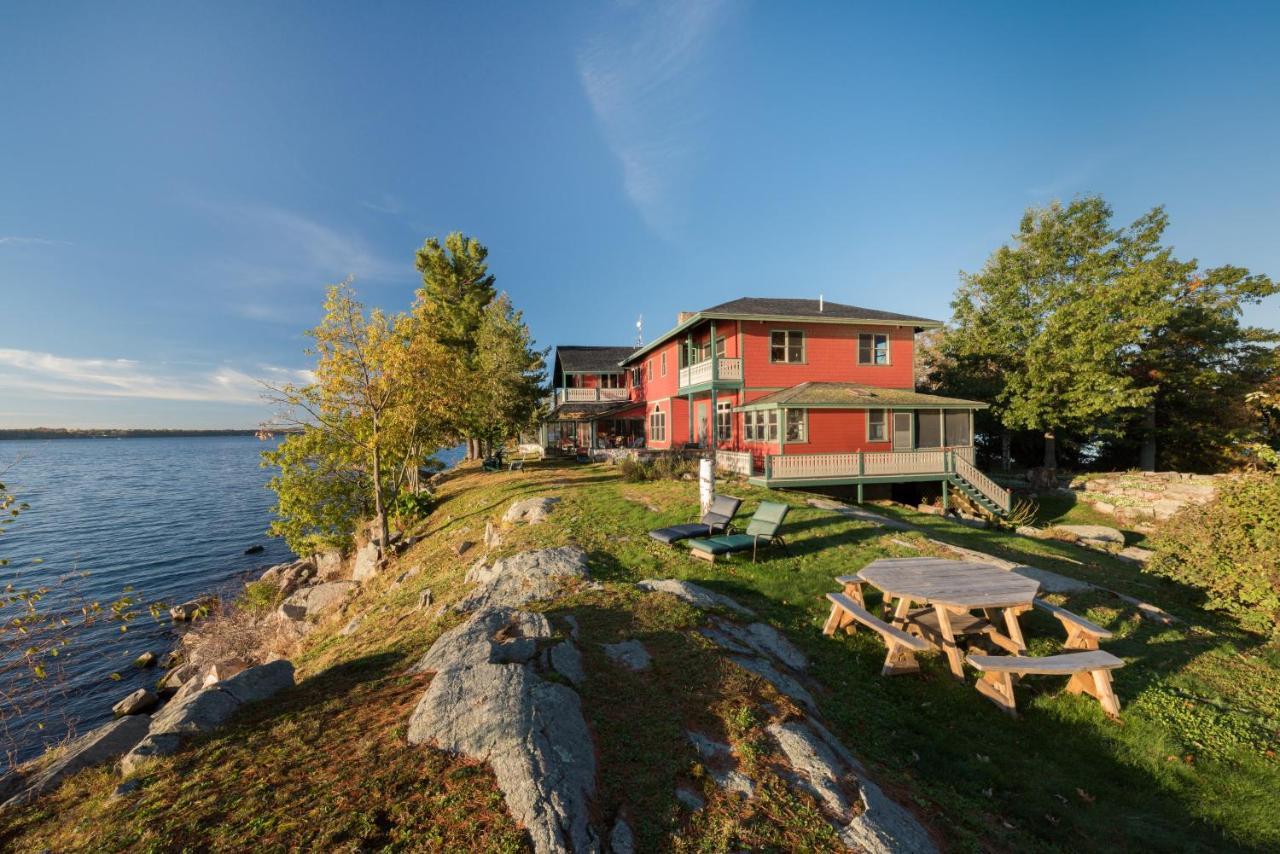 Whiskey River Cottages Formerly Seaway Slips Clayton Exterior photo